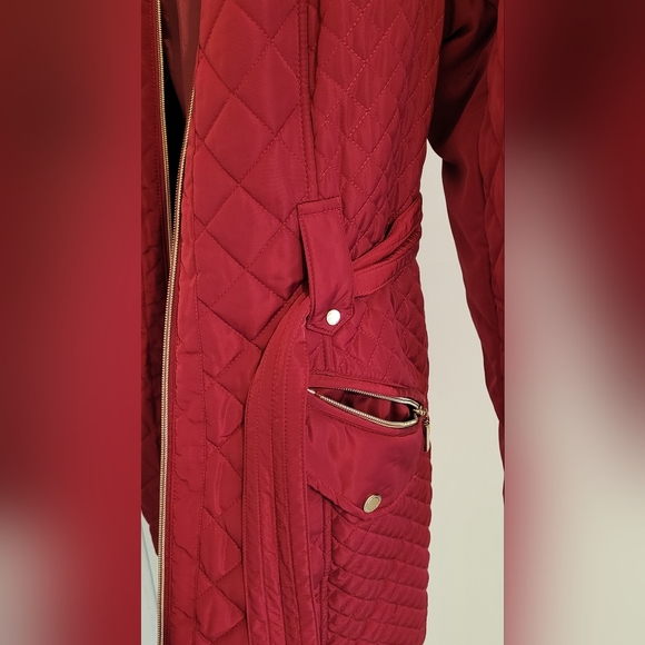 Gallery Red Coat, size: Large - Picture 4 of 5